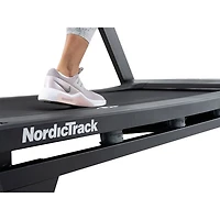 Tapis roulant Série T 10 de NordicTrack avec écran tactile inclinable de 10 po