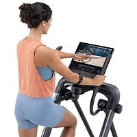 Appareil elliptique X16 de NordicTrack avec écran tactile de 16 po