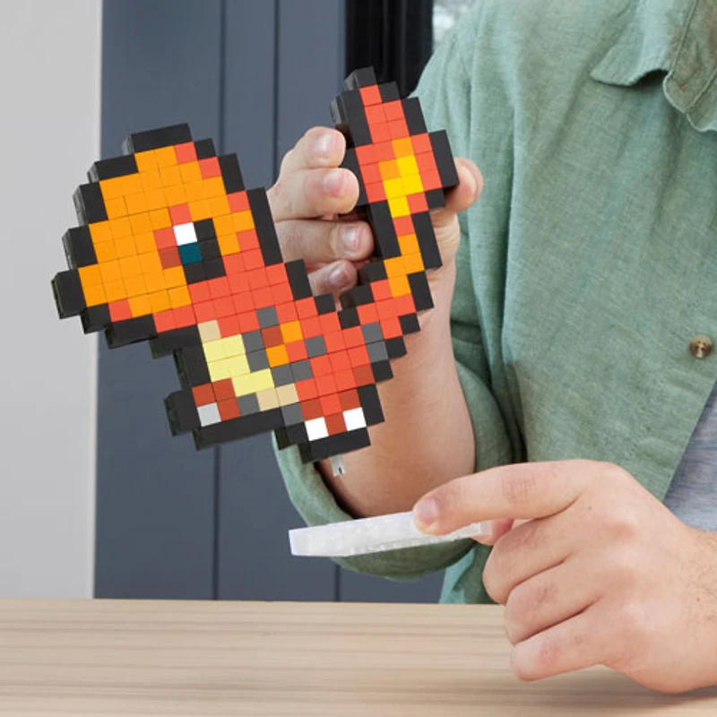 Coffret de collection MEGA Pokémon de Mattel : Salamèche en art pixélisé - 349 pièces