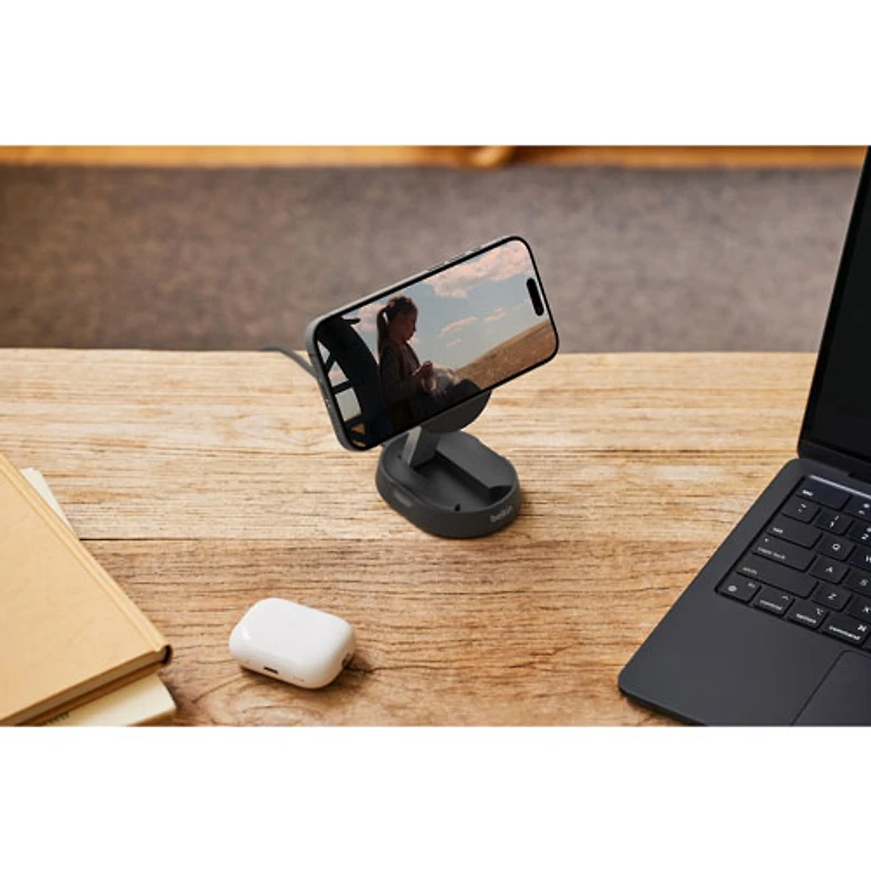 Belkin BoostCharge Pro 15W Qi2 Wireless Charging Stand - Black