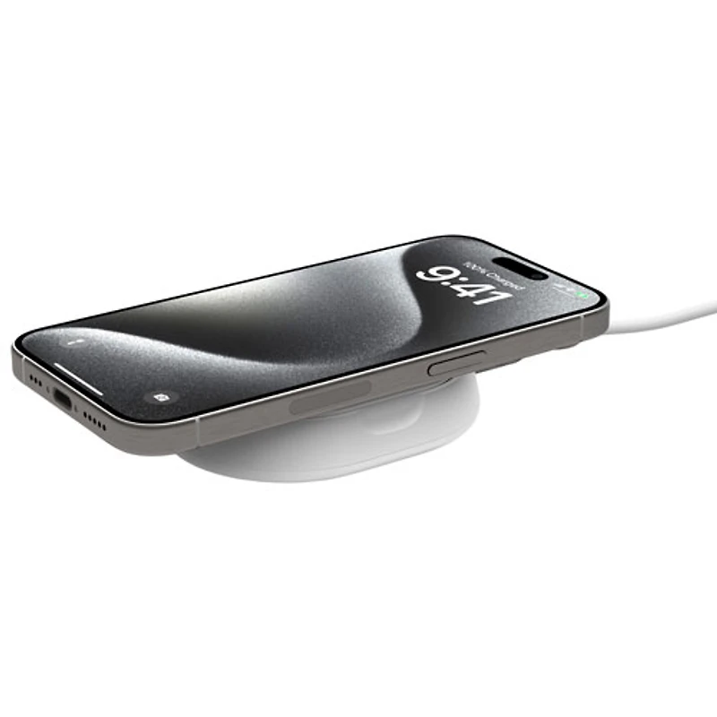 Support de chargement sans fil certifié Qi2 de 15 W BoostCharge Pro de Belkin - Blanc