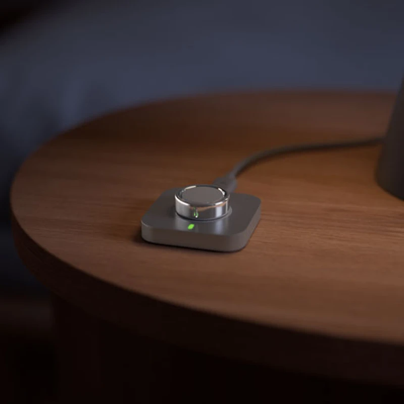 Oura Ring 4 Charging Dock with UBC-C Cable - Size 7