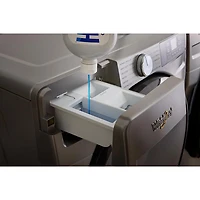 Laveuse à chargement frontal haute efficacité de 5,2 pi³ de Whirlpool (WFW5720RW) - Blanc