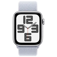 Apple Watch SE (GPS + Cellulaire) avec boîtier de 44 mm en aluminium argenté et bracelet sport à rabat nuage bleu par TELUS - Financement mensuel