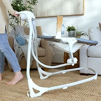 Balançoire apaisante compacte SimpleComfort d'Ingenuity - Chambray