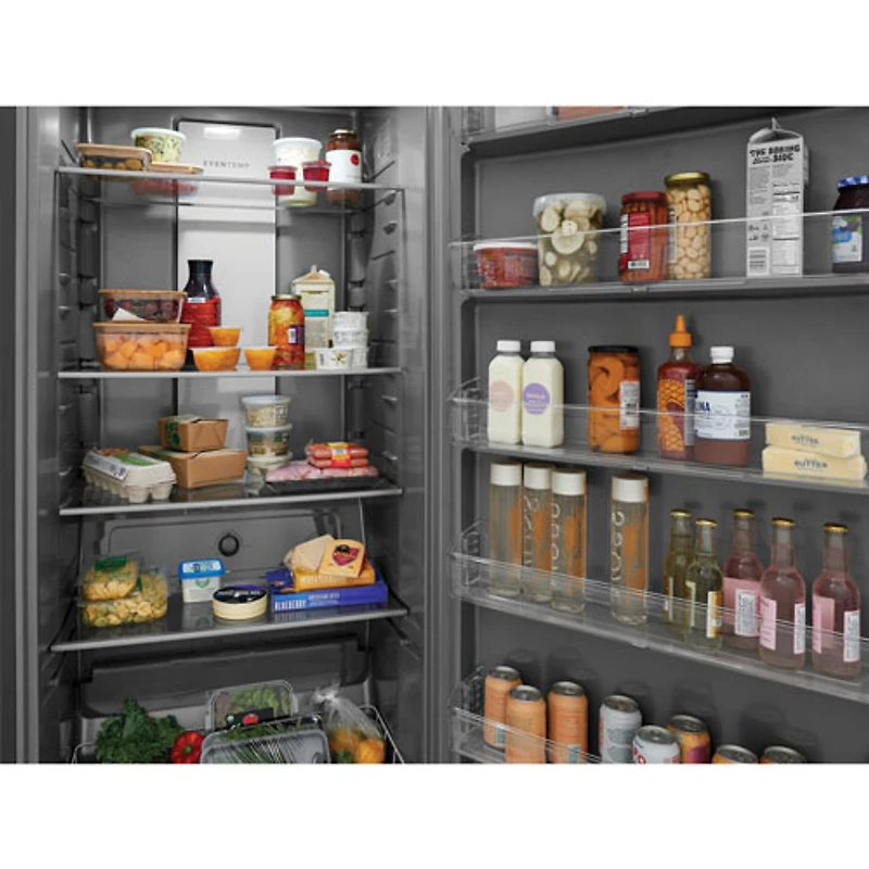 Réfrigérateur sans congélateur 20 pi³ 33 po de Frigidaire (FRAE2022AF) - Inox antiempreinte