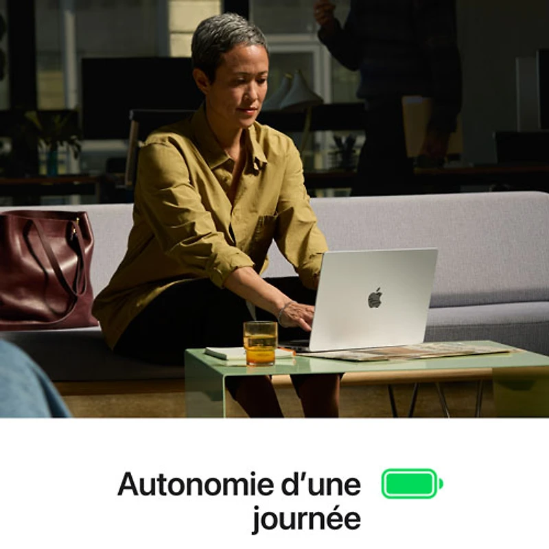 MacBook Pro de 14,2 po d'Apple (automne 2024) - Argenté (M4 Pro d'Apple/RAM 24 Go/SSD 512 Go) - Français