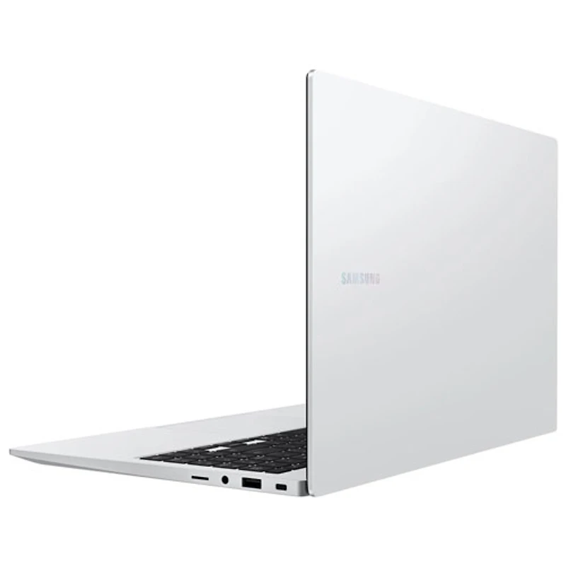 Portable de 15,6 po Galaxy Book4 de Samsung - Argenté platine (Core 7 d'Intel/RAM 16 Go/SSD 512 Go/Windows 11 Pro) - Anglais
