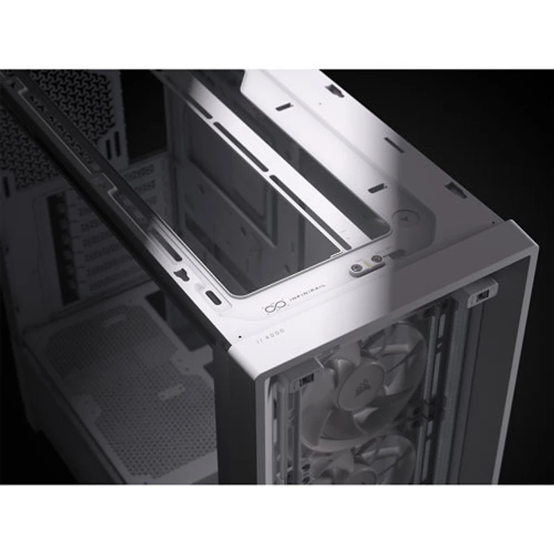 Tour d'ordinateur mi-hauteur ATX 4000D Frame de Corsair - Blanc