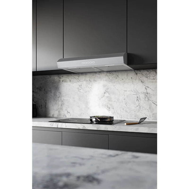 Hotte de dessous d'armoire de 30 po de Broan (MTR2303SS) - Acier inoxydable