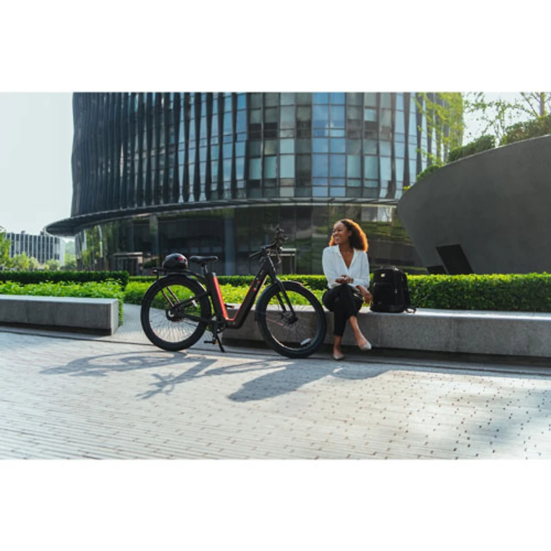 Vélo de ville électrique polyvalent à cadre bas C3 Pro de NIU (moteur 500 W/autonomie 145 km/vitesse maximale 45 km/h