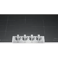 Surface de cuisson à induction de 31 po à 4 éléments Professional de Frigidaire (PCCI3080AF) - Acier inoxydable noir résistant aux taches