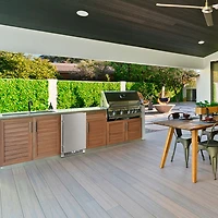 Insignia 5.4 Cu. Ft. Indoor/Outdoor Built-In Bar Fridge (NS-OCF55SS2-C) - Stainless Steel
