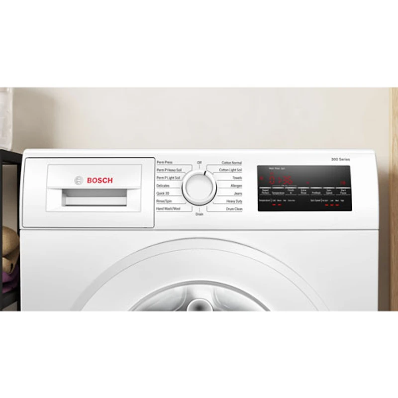 Laveuse à chargement frontal compacte haute efficacité de 2,2 pi³ série 300 de Bosch (WGA14400UC) - Blanc