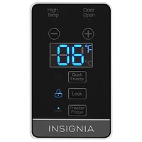 Congélateur vertical de garage de 17 pi³ d'Insignia (NS-UZ17WH0-C) - Blanc - Exclusivité de Best Buy