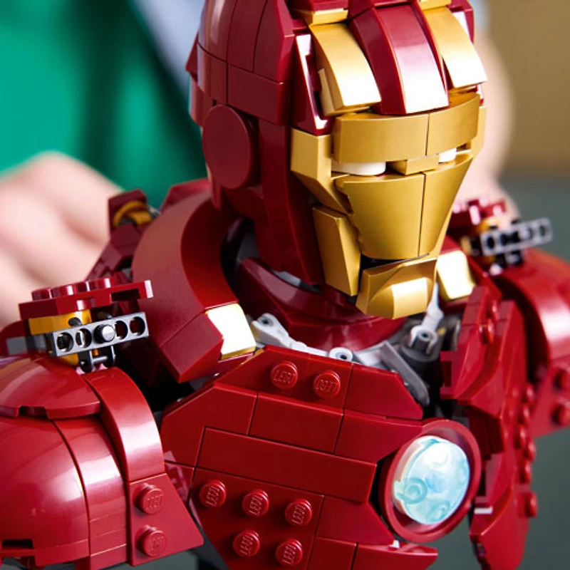 Ensemble de construction LEGO Super Hero : Le buste d'Iron Man MK 4 - 436 Pièces (76327)
