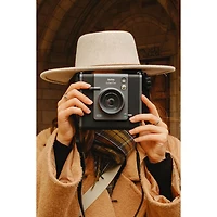 Appareil photo instantané hybride Instax WIDE Evo de Fujifilm
