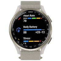 Montre de golf intelligente GPS AMOLED de 45 mm Approach S50 de Garmin - Ivoire