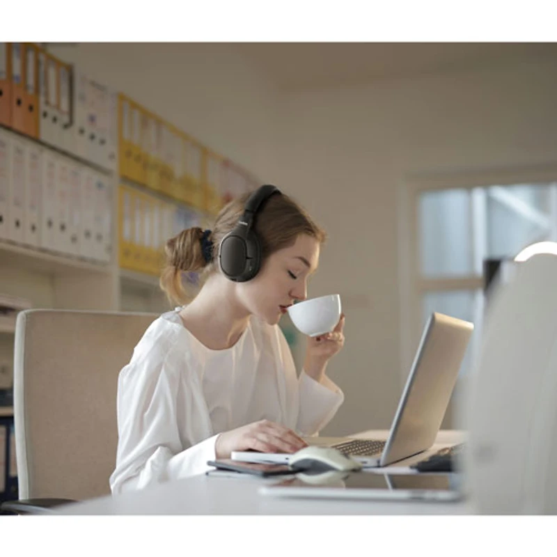 Belkin SoundForm Isolate Over-Ear Noise Cancelling True Wireless Headphones - Black