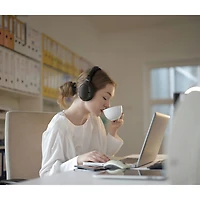 Belkin SoundForm Isolate Over-Ear Noise Cancelling True Wireless Headphones - Black