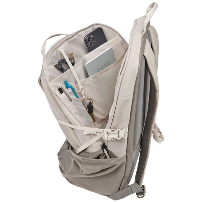Sac à dos de 26 L EnRoute de Thule pour portable de 15,6 po - Pélican/Vétiver