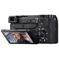 Appareil photo sans miroir APS-C Alpha 6400 de Sony avec objectif 16-50 mm - Noir
