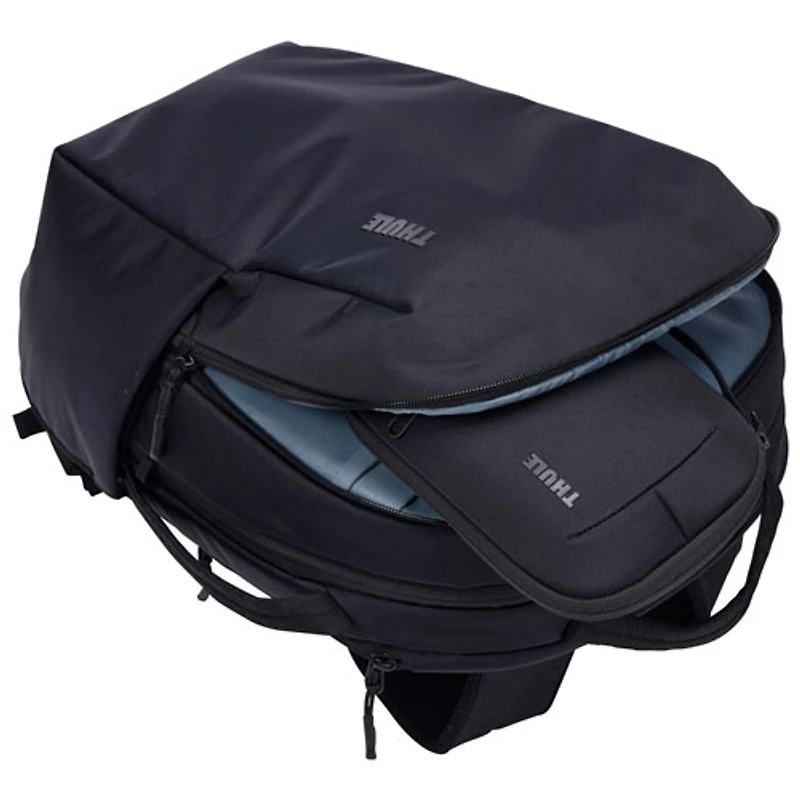 Thule Subterra 2 PowerShuttle Electronic Organizer - Medium - Black