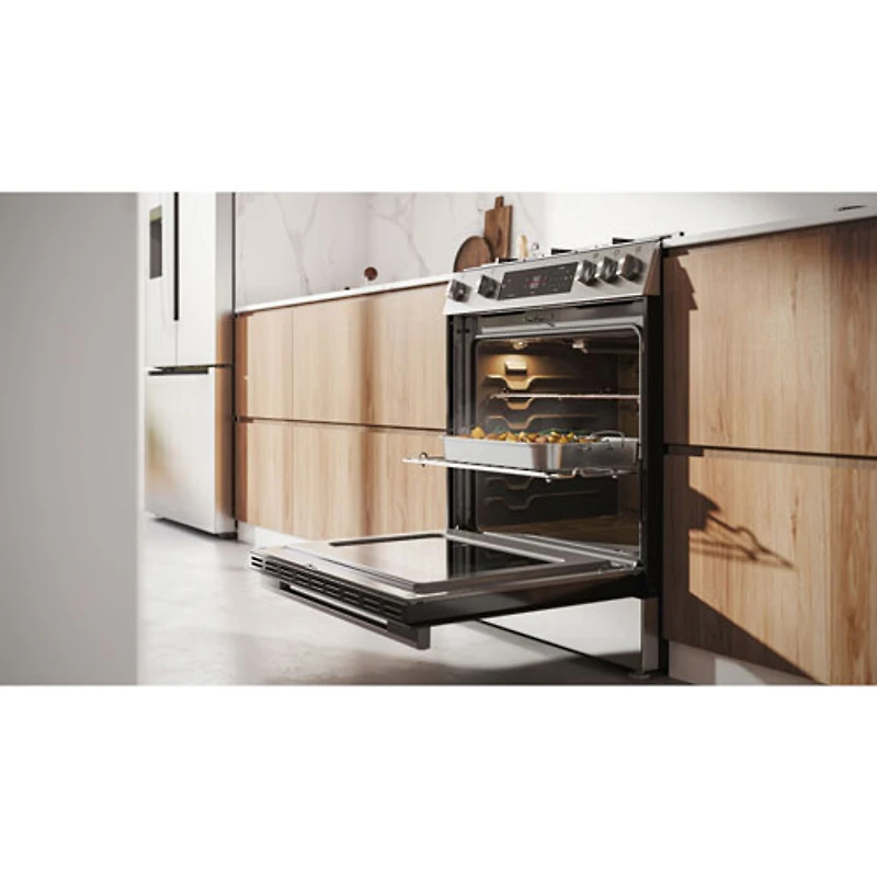 Cuisinière à gaz autonome convection véritable friture air chaud 5,8 pi³ 30 po série 100 de Bosch (HGF1050MUC) - Acier inoxydable