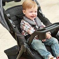 Poussette de jogging Folio3 avec siège d'auto pour bébé LiteMax 35 d'Evenflo - Avenue
