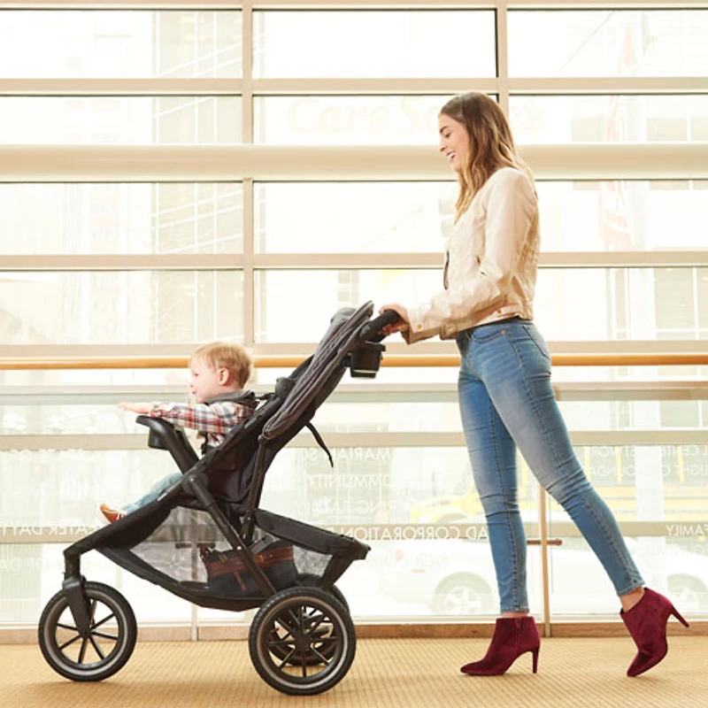 Poussette de jogging Folio3 avec siège d'auto pour bébé LiteMax 35 d'Evenflo - Avenue