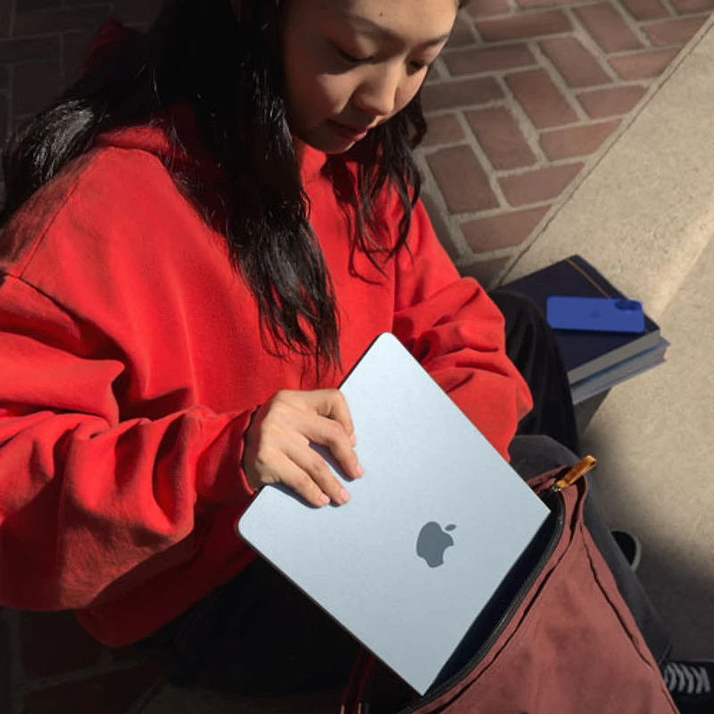 Apple MacBook Air 13.6" w/ Touch ID (2025) - Silver (Apple M4 / 24GB RAM / 512GB SSD) - French