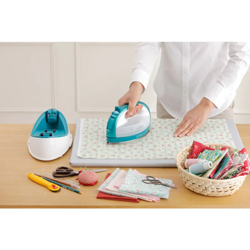 Panasonic Cordless Iron with Stainless Steel Soleplate (NIQL1000G) - Teal