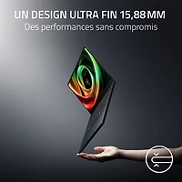 Portable de jeu Copilot+ PC de 14 po Blade de Razer - Noir (Ryzen AI 9 365 d'AMD/RAM 32 Go/SSD 1 To/RTX 5070)