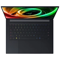 Portable de jeu Copilot+ PC de 14 po Blade de Razer - Noir (Ryzen AI 9 365 d'AMD/RAM 32 Go/SSD 1 To/RTX 5070)
