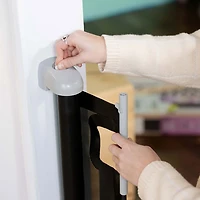 Ingenuity Thruway 52W Baby/Pet Retractable Safety Gate - Black