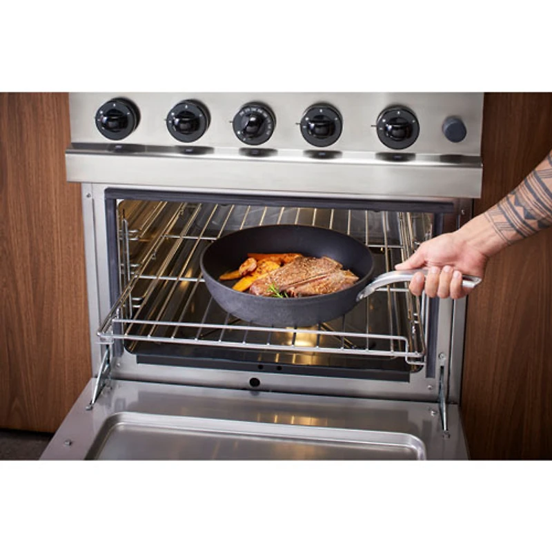 Batterie de cuisine en aluminium de 10 pièces StoneShield de T-fal - Noir