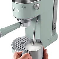 Machine à espresso manuelle Dedica Duo de De'Longhi - Vert