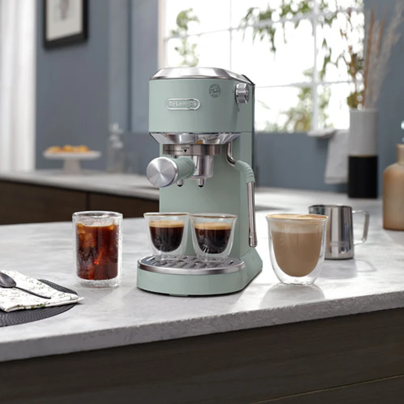 Machine à espresso manuelle Dedica Duo de De'Longhi - Vert