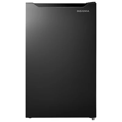 Insignia 4.4 Cu. Ft. Freestanding Bar Fridge (NS-CF44BK6-C) - Black - Only at Best Buy