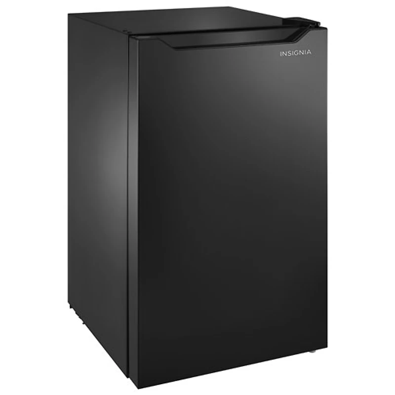 Insignia 4.4 Cu. Ft. Freestanding Bar Fridge (NS-CF44BK6-C) - Black - Only at Best Buy