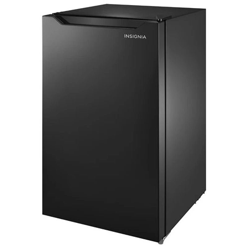 Insignia 4.4 Cu. Ft. Freestanding Bar Fridge (NS-CF44BK6-C) - Black - Only at Best Buy