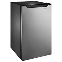 Réfrigérateur de bar autonome de 4,4 pi³ d'Insignia (NS-CF44SS6-C) - Aspect acier inoxydable - Exclusivité Best Buy