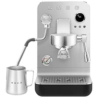 Machine à espresso manuelle MiniExpress de Smeg - Noir mat