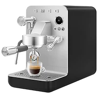 Machine à espresso manuelle MiniExpress de Smeg - Noir mat