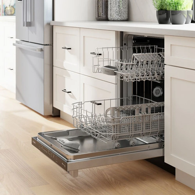 Bosch 100 Series 24" 48dB Built-In Dishwasher (SHX4AEF5N) - Stainless Steel