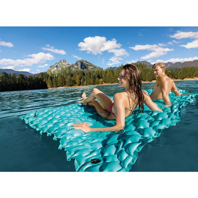 Tapis flottant surdimensionné de piscine d'Intex