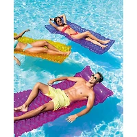 Chaise longue flottante de piscine Tote 'N Float Wave d'Intex - Couleurs variées