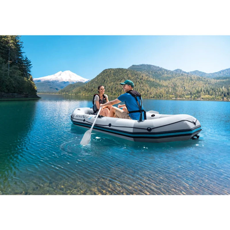Bateau gonflable de 9,75 pi pour 3 personnes avec rames Mariner d'Intex - Bleu