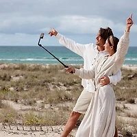 ShiftCam SnapStand Selfie Smartphone Selfie Stick/Tripod with Remote - Midnight