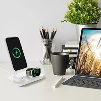 Insignia Fitted Hard Shell Case with MagSafe for iPhone Air - Clear - Only at Best Buy